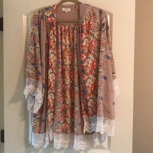 Umgee floral print kimono
